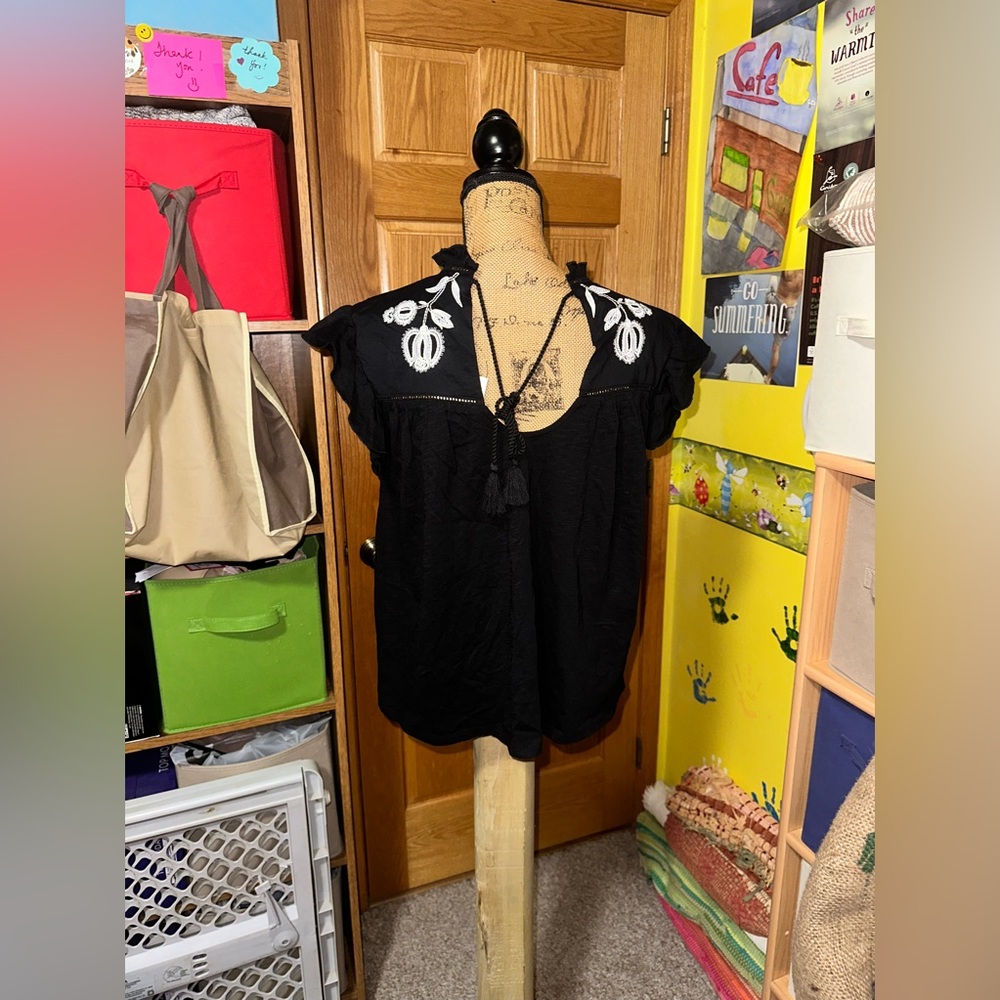 🖤 KNOX ROSE BLOUSE - Picture 9 of 10